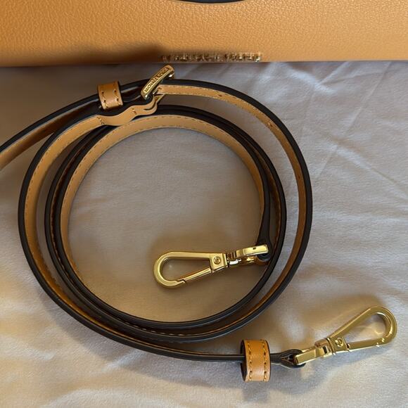 MICHAEL KORS HAMILTON MEDIUM SATCHEL KEY LOCK SHOULDER BAG CIDER YELLOW LEATHER - Picture 9 of 10